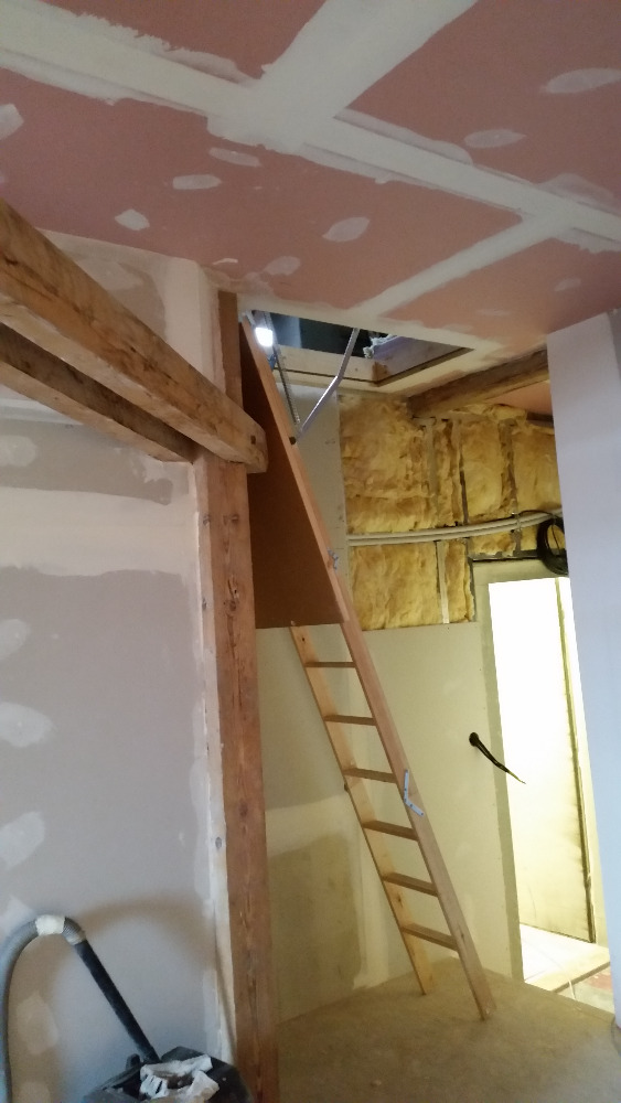 Kompletní přestavba podkroví, žebřík do podkroví