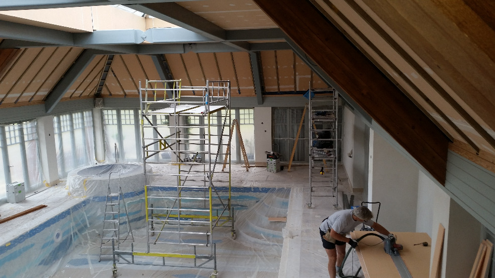 Guildford, Velká Británie, bazénový strop